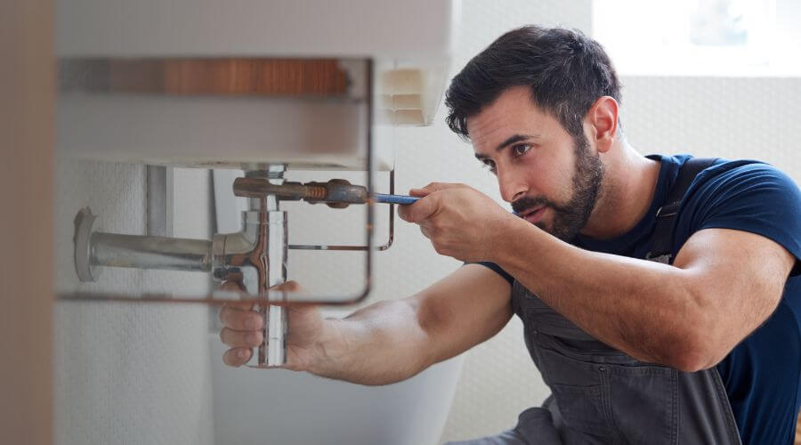 Local expert plumbing services in Drayden, MD